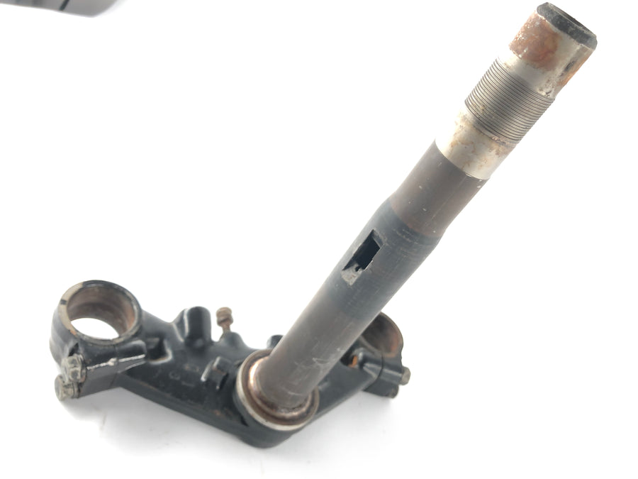 Yamaha XS 650 Type 447 [1975] - lower triple clamp