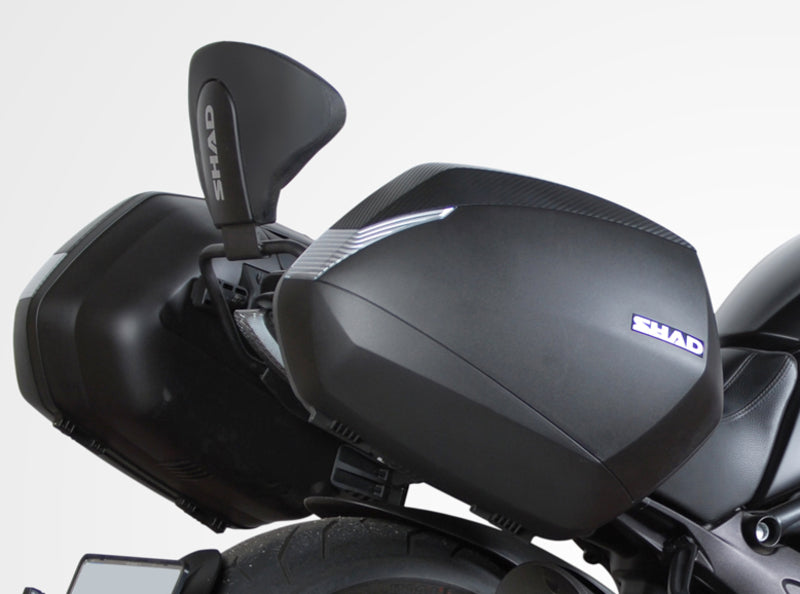 Ducati Diavel 1200 [SHAD] - Backrest fastening system