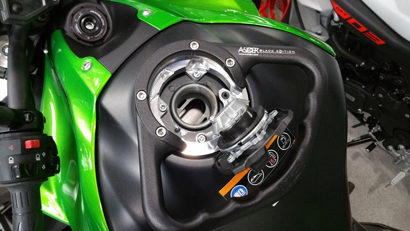 Kawasaki Ninja 1000 [A-SIDER] - Black Edition Tank handle 4 screws black Kawasaki