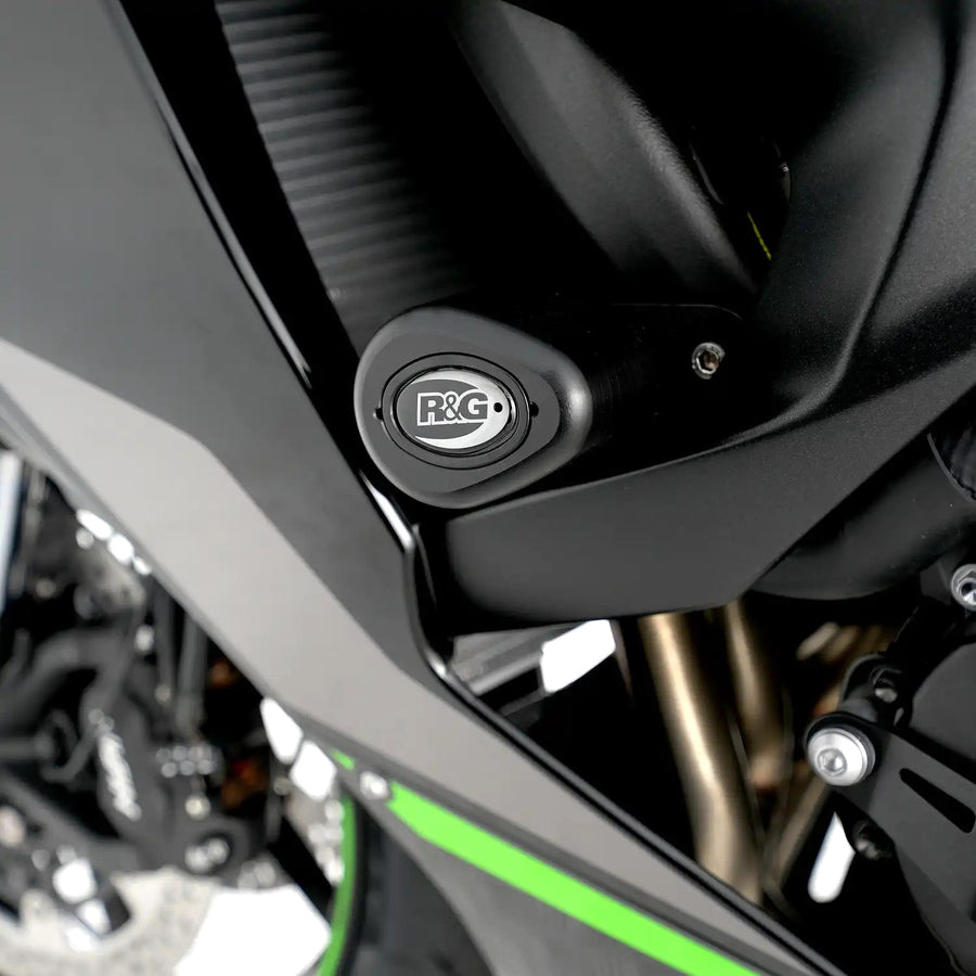 Kawasaki NINJA ZX-6R [2024-2026] - Aero Crash Protectors - Black