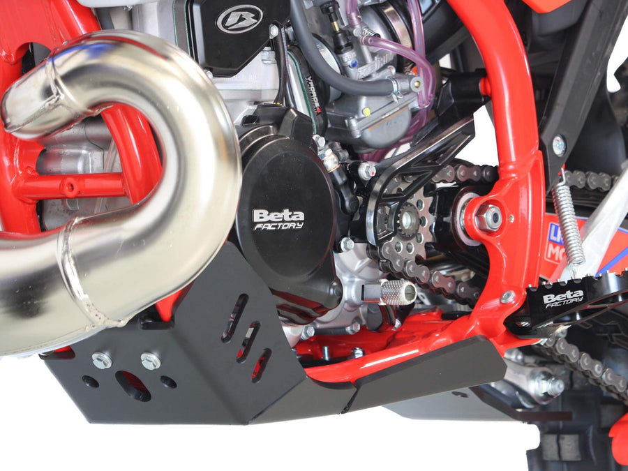 BETA RR 300 2 T [2024] - Xtrem underrun protection with linkage protection - PE-HD 8mm