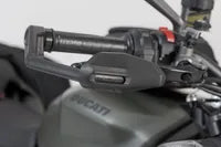 Triumph Daytona 955 [SW-MOTECH] – lever guards with wind protection