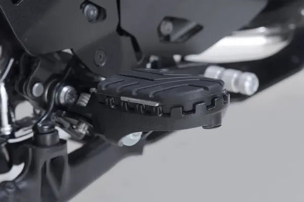 CFMOTO 800 MT-X [2025-2026] - ION footrest kit, version FRS.10.011.10000/B – picture 6