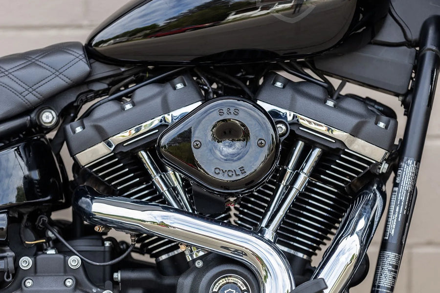 Harley-Davidson XL 883 L Sportster SuperLow [2020] - Stealth Luftfilterabdeckung – Oberfläche: Schwarz – Oberfläche: Schwarz, Glänzend – Design: Mini Teardrop – Bild 2