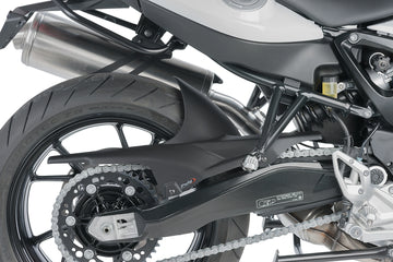TRIUMPH BONNEVILLE T 120 BLACK [2025] - Rear wheel cover | Carbon look | PUIG 5882C