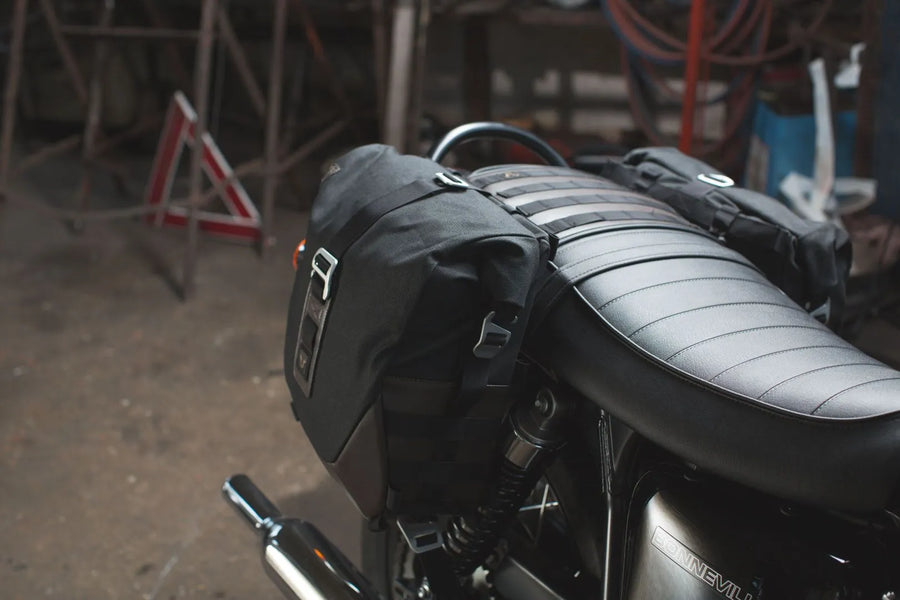 Kawasaki Z 900 RS [SW-MOTECH]-Legend side pocket system LC