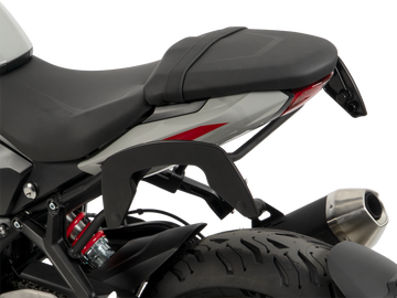 Triumph Trident 800 [2026-] - C-Bow Seitenträger schwarz, nicht soziustauglich