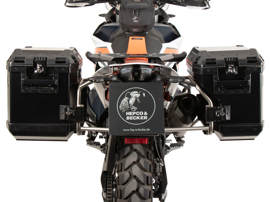 KTM 890 Adventure [2023-2026] - Kofferträgerset Cutout Edelstahl inkl. Xplorer Cutout schwarz Kofferset 40/37