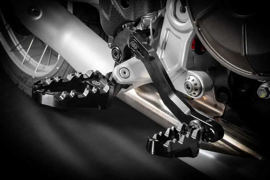 KTM 890 Adventure [Gilles Tooling]-Pro-X Enduro footrest