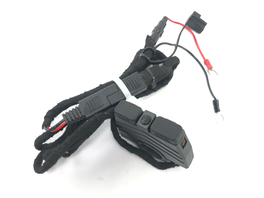 Husqvarna TR 650 Strada A8 [2012] - USB Ladegerät Lenkerarmatur