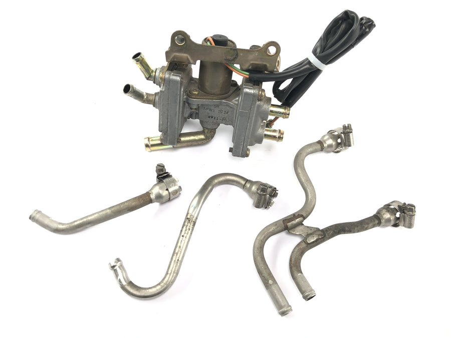 Yamaha YZF R1 RN09 [2002] - Sekundärluftventil Sekundärluftsystem