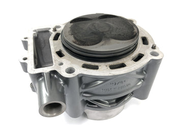 KTM Duke 690 A3 [2012] - cylinder with piston