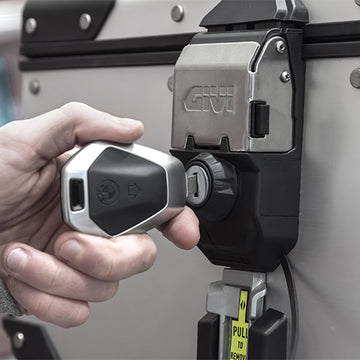 BMW R 1300 RS [GIVI] - Lock kit with cylinder that can be coded for BMW keys