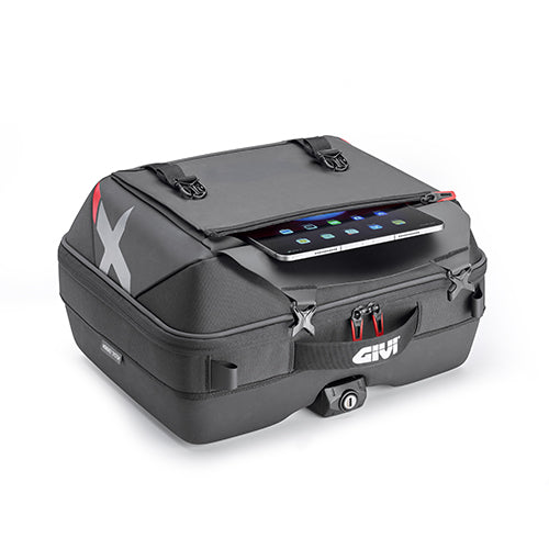 X-Line bag with Monokey® fastening system – 33 liter volume