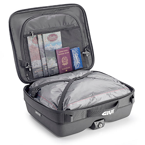 X-Line bag with Monokey® fastening system – 33 liter volume