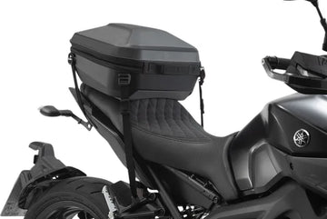 Cagiva Elefant 650 [SW-MOTECH] – Urban ABS top case tension strap variant with base insert