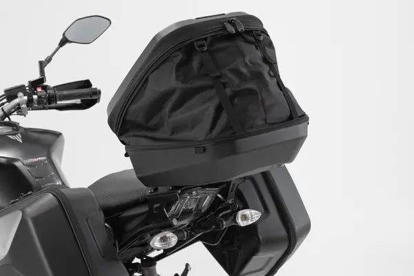 Moto Guzzi V 7 III Stone [SW-MOTECH] – Urban ABS top case tension strap variant with base insert