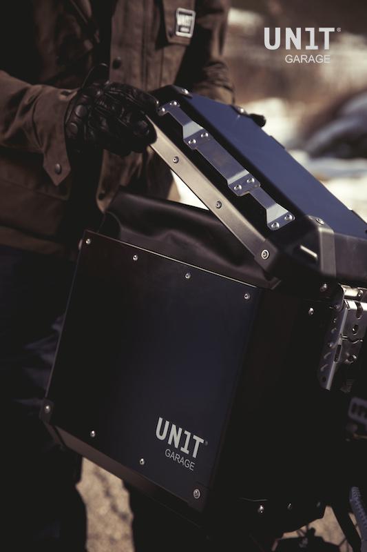 BMW R nineT 1200 Pure [2017-2023] - Khali Universal TPU Tasche