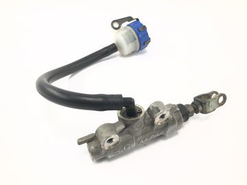 Yamaha DT 125 R DE03 [2000] - Rear brake pump rear wheel brake cylinder master cylinder Nissin