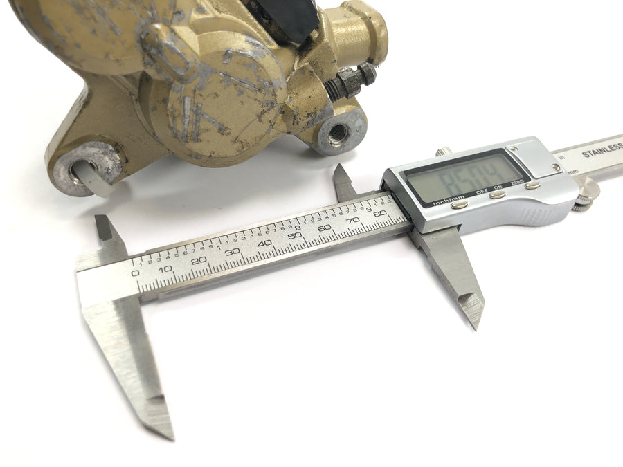 Suzuki GSX R 1100 GU74C [1987] - Brake caliper front right