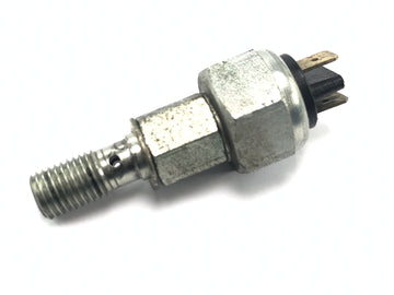 Triumph Daytona 1200 T300D [1994] - Rear brake light switch hydraulic pressure switch