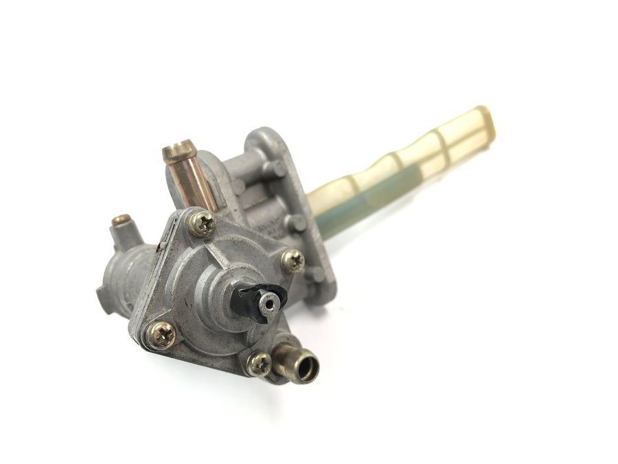 Triumph Daytona 900 T300 [1996] - Fuel tap fuel switch