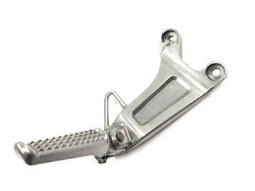 Honda CBR 600 RR PC37 [2004] - passenger footrest right