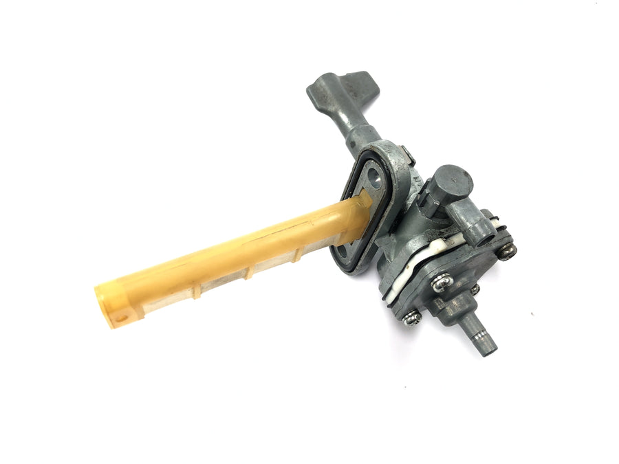 Suzuki GSX R 1100 GU74C [1987] - Fuel tap fuel tap