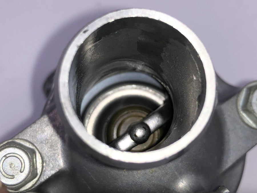 Honda CBR 1000 RR SC59 [2008] - Thermostat cooling water distributor