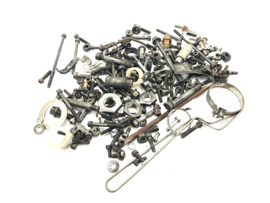 Yamaha TT 600 E 4GV [1995] - leftover parts and screws mixed lot