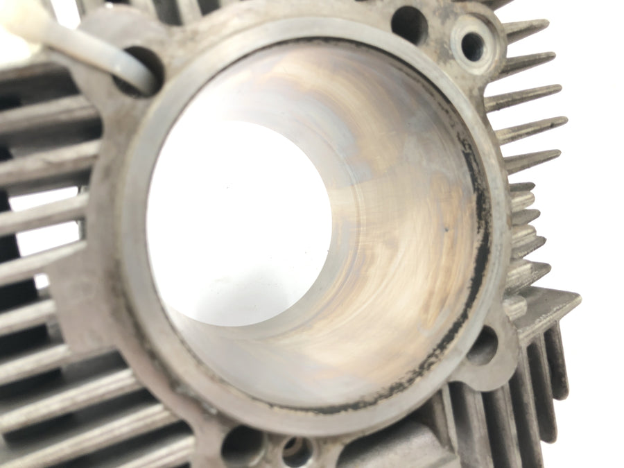 Ducati Monster SR2 800 M4 [2006] - Cylinder with piston at the front