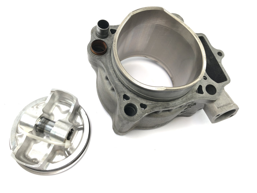 Honda CRF 450 R [2007] - cylinder with piston