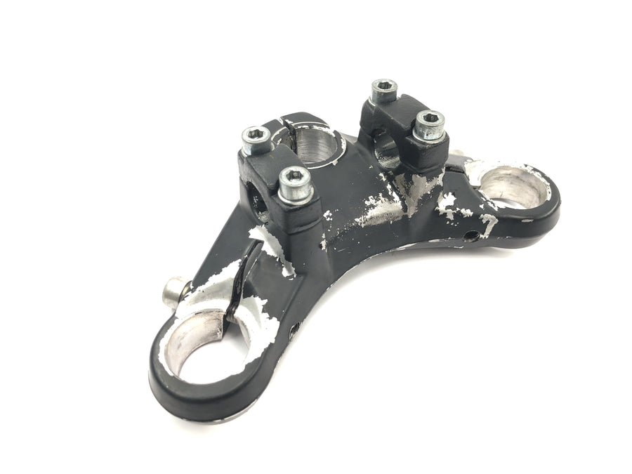 Moto Guzzi V65 Custom [1985] - upper fork bridge handlebar clamp control head bridge