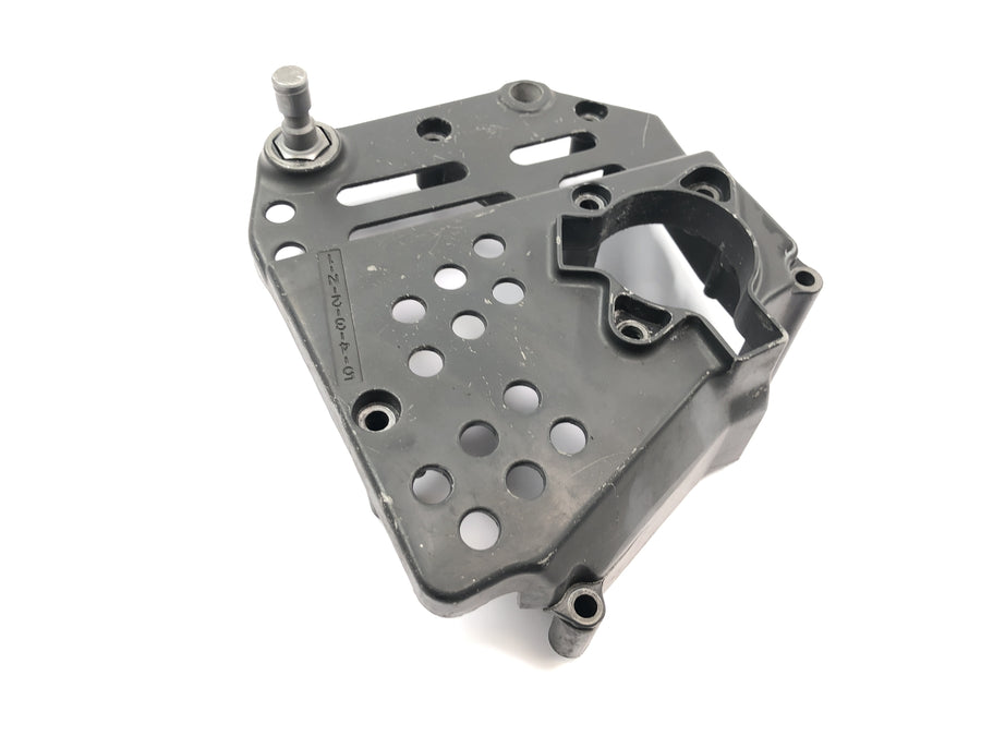 Suzuki GSX R 1100 GU74C [1987] - sprocket cover engine cover