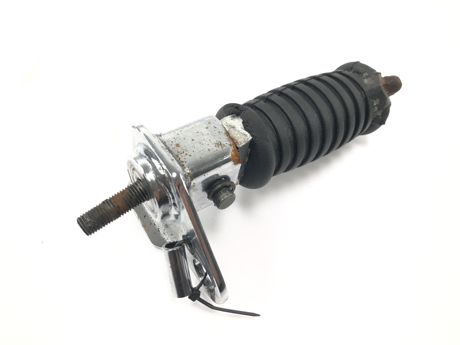 Triumph Speedmaster 900 [2003] - left footrest, foldable driver footrest