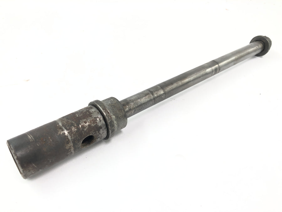 Honda GL 500 Silverwing PC02 [1982] - rear axle of the liner axle