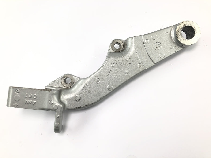 Yamaha XV 1600 Wild Star VP08 [2002] - Rear brake caliper mount brake caliper bracket
