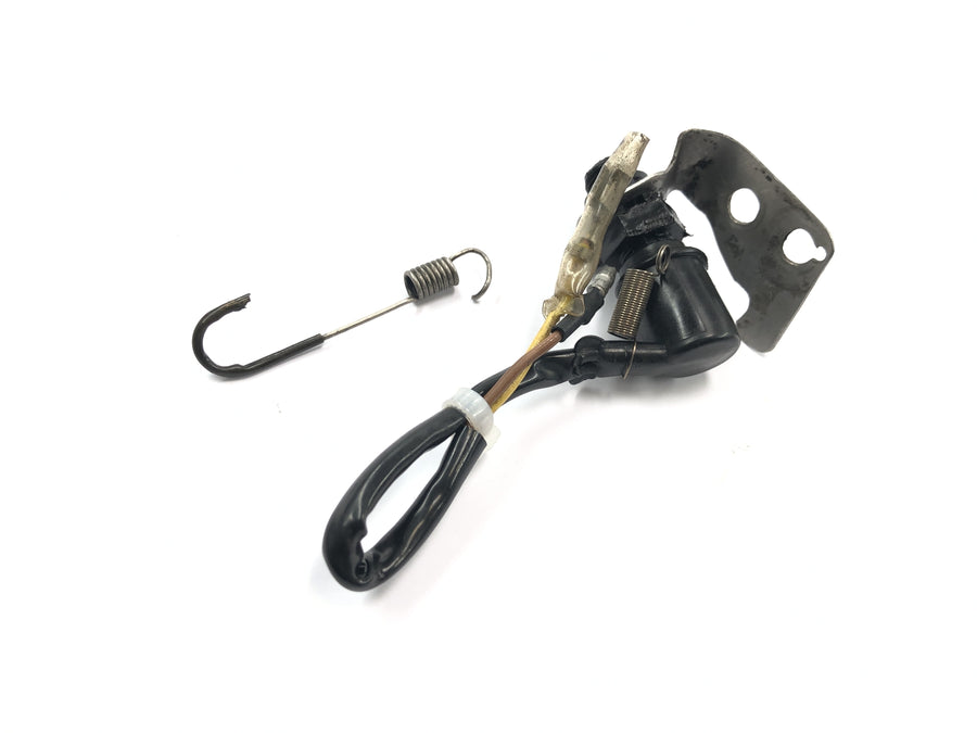 Suzuki GSX R 1100 GU74C [1987] - rear brake light switch foot brake switch