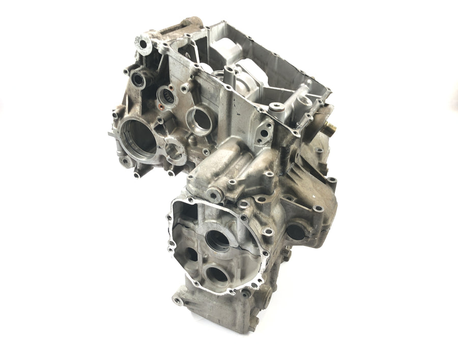 Suzuki GSX R 1000 WVBZ K3 [2003] - Engine housing cylinder block engine block with pistons