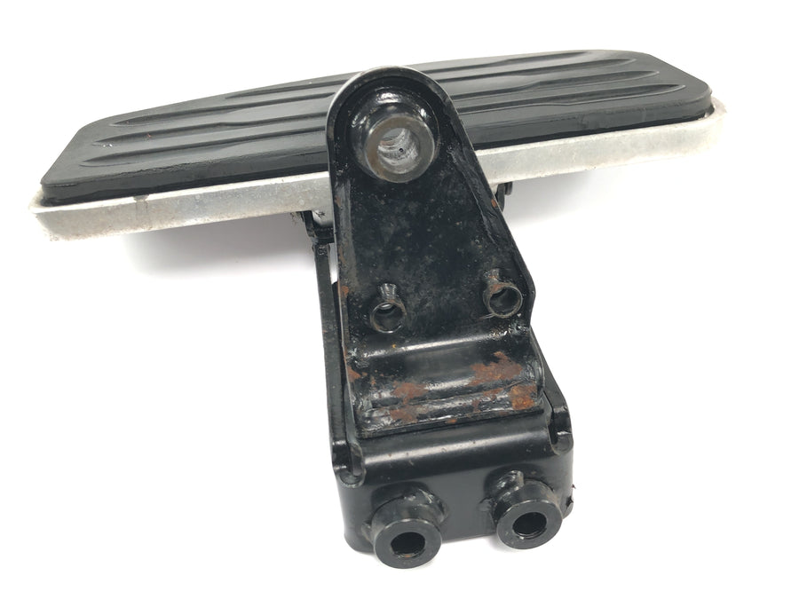Yamaha XV 1600 Wild Star VP08 [2002] - Footboard driver footplate footrest front left