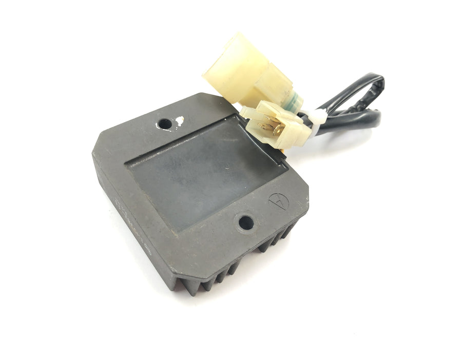 Honda XRV 750 Africa Twin RD04 [1992] - Voltage regulator regulator