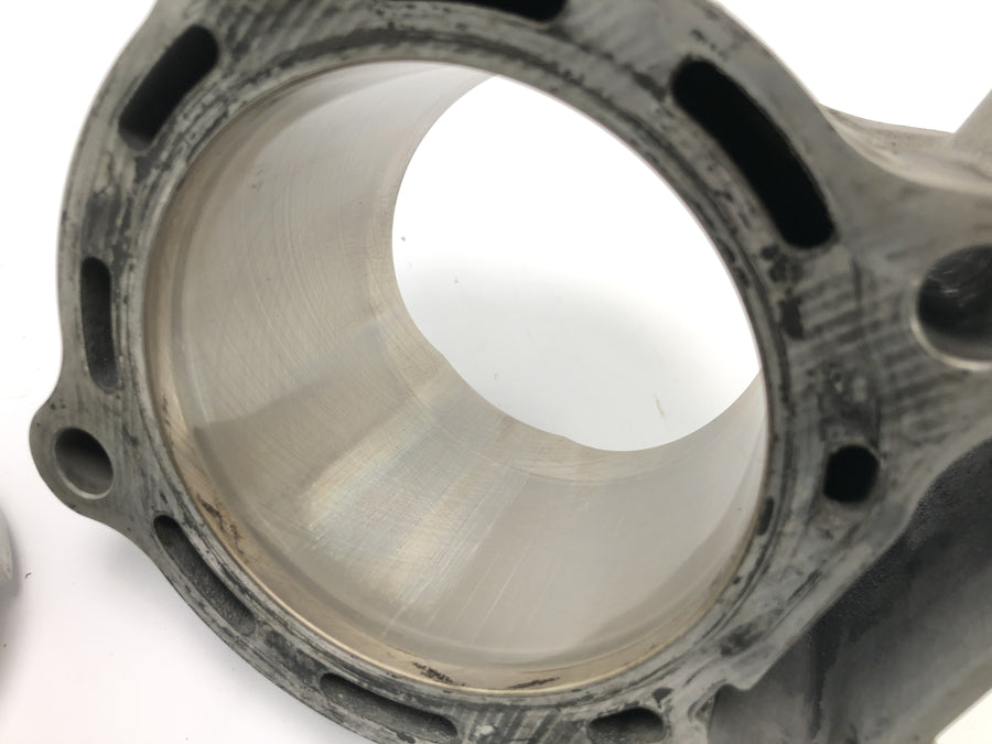 Honda CRF 450 R [2007] - cylinder with piston