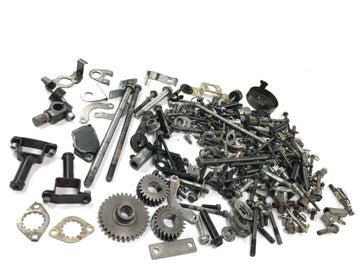 Suzuki RG 250 Gamma GJ21D [1987] - leftover parts and screws mixed lot - 0