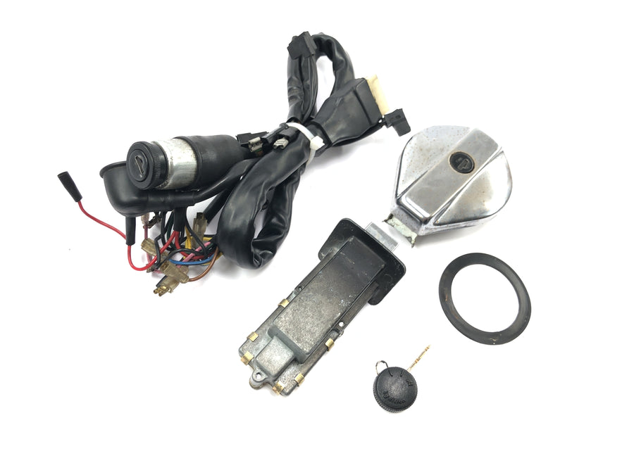 Moto Guzzi V65 Custom [1985] - Ignition lock set tank cap