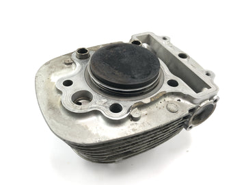 Yamaha XVS 650 4VR [1997] - Cylinder with rear piston