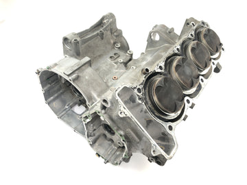Honda CBR 900 RR SC28 [1995] - Engine block engine housing with empty piston housing
