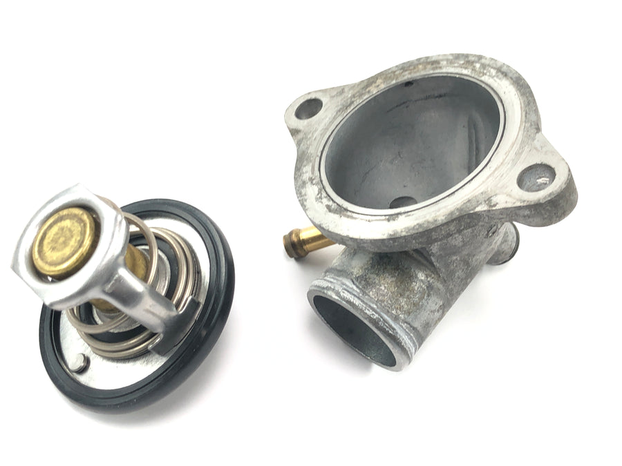 Suzuki GSX R 1000 WVBZ K3 [2003] - Thermostat thermostat insert with housing