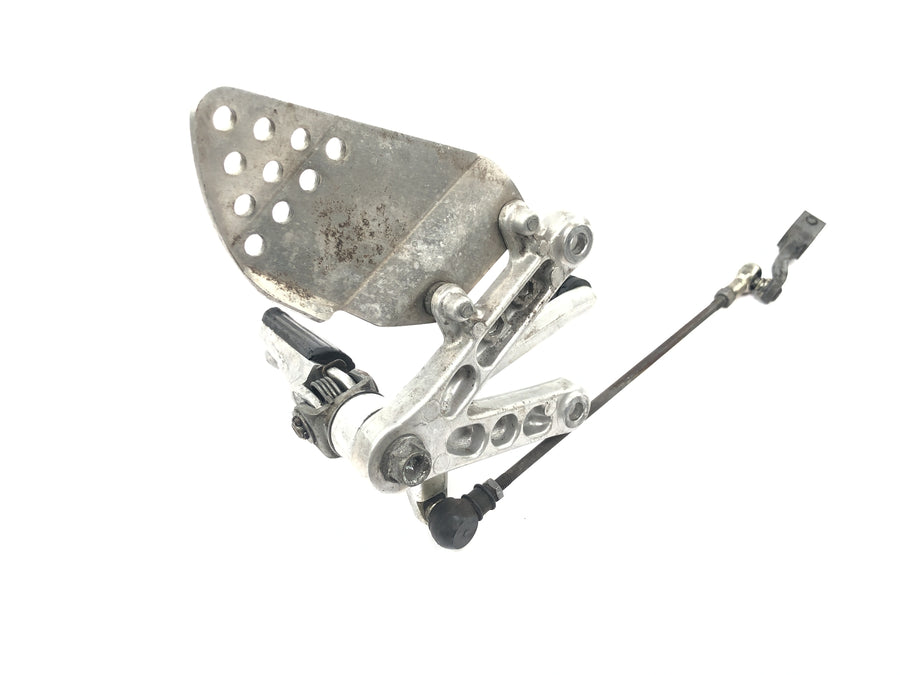 Honda CBR 900 RR SC28 [1995] - Driver's footrest left Footrest system Footrest left with shift pedal and shift linkage