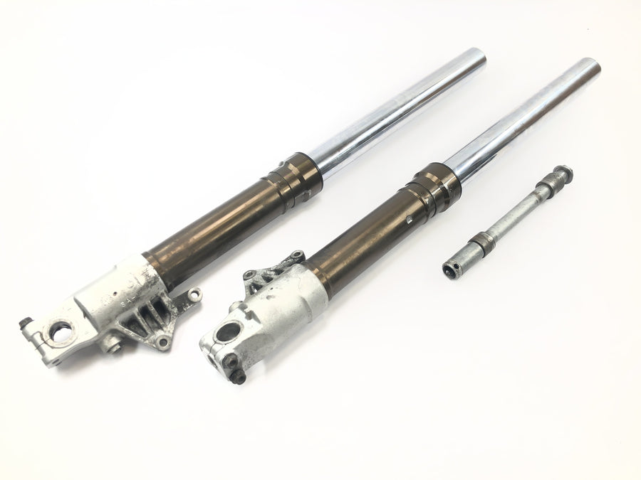 Honda CBR 900 RR SC28 [1995] - Fork telescopic fork front fork stanchions dip tubes with axle