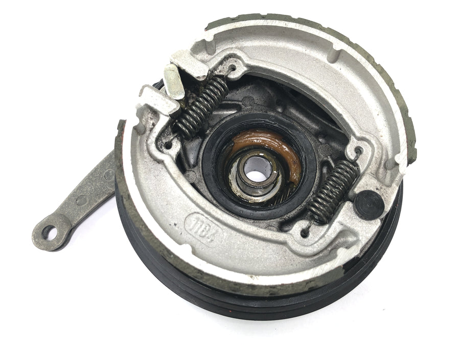 Honda XL 250 R MD03 [1993] - Front brake drum front brake anchor plate